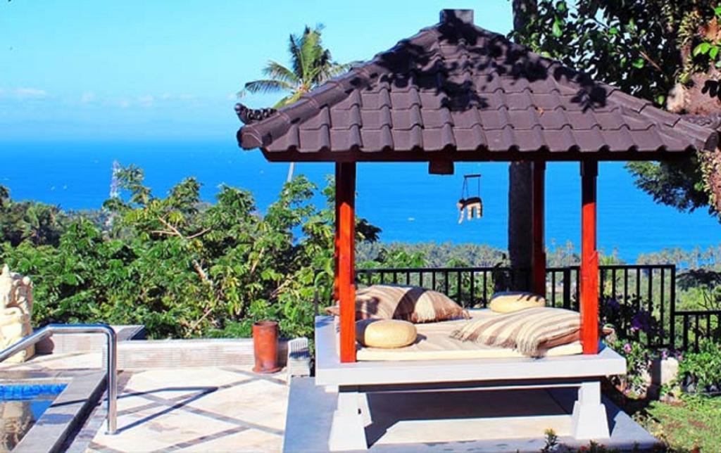 Villa Karingal Senggigi Exterior foto